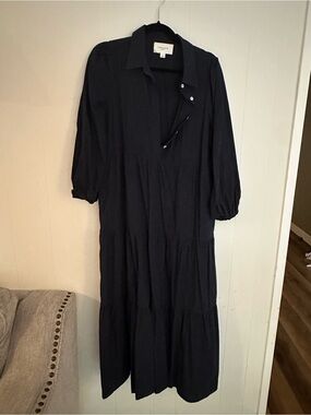 TUCKERNUCK Pomander Place Navy Button-Front Tiered Maxi Dress